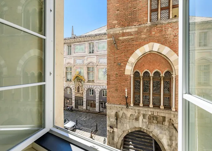 Imperial Luxury And Historical Frescoes In San Giorgio 公寓