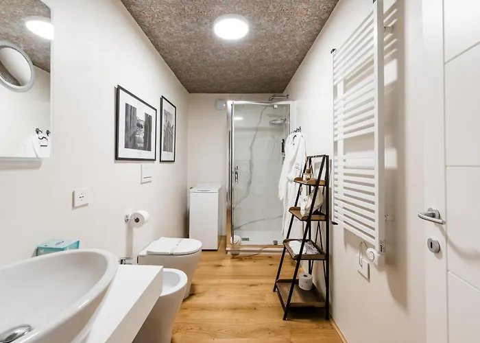 Imperial Luxury And Historical Frescoes In San Giorgio Apartamento